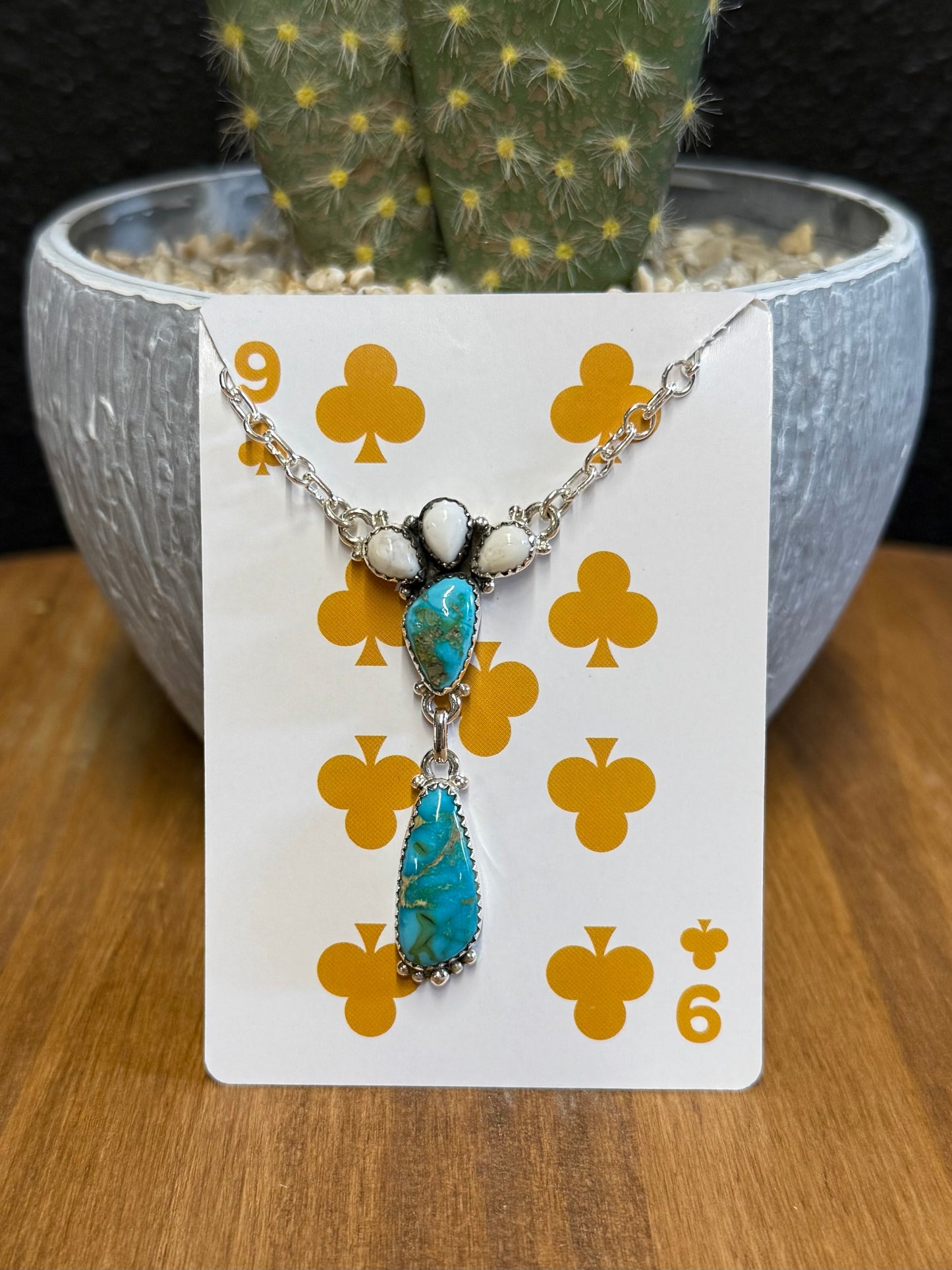 Onda Necklace