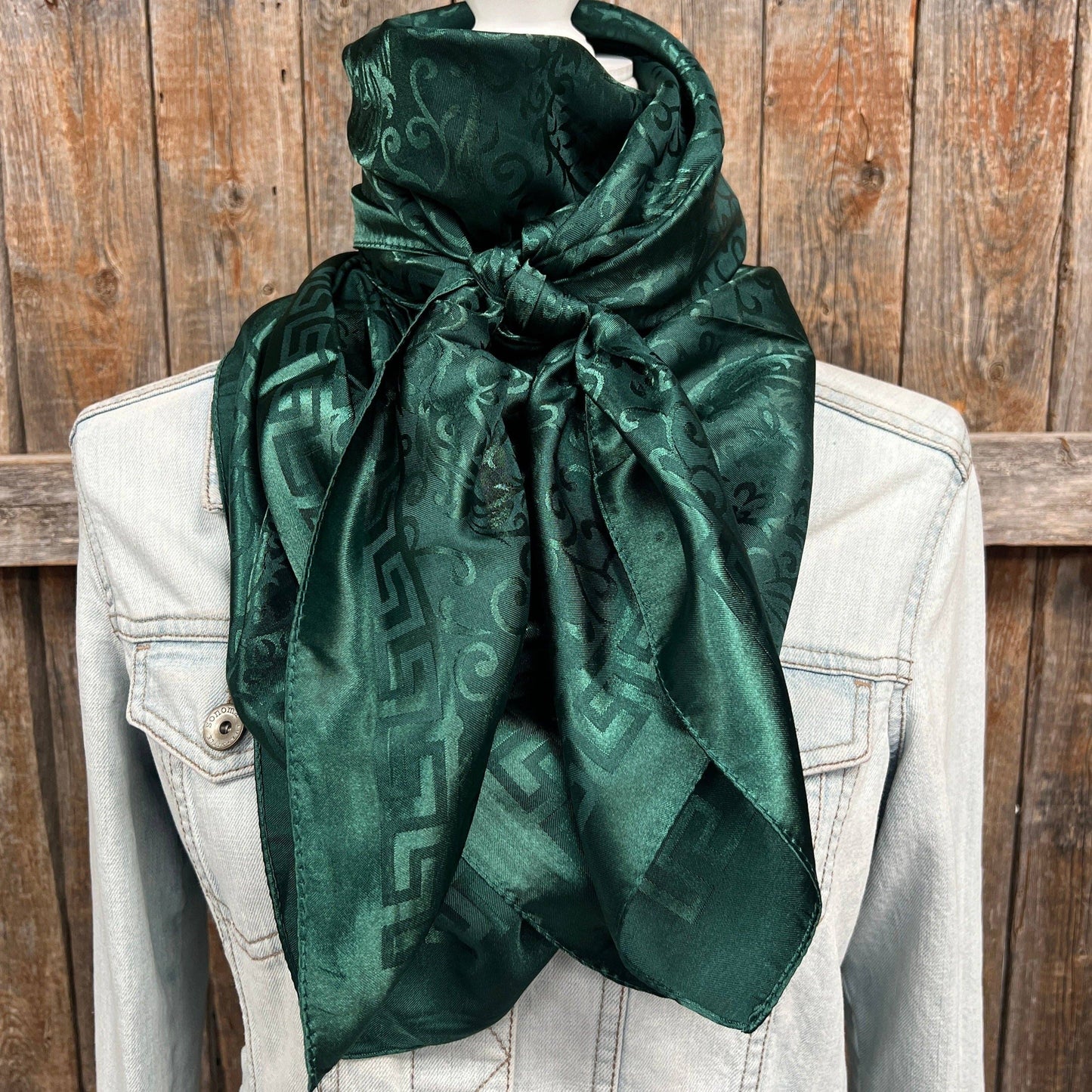 Emerald Jacquard Wild Rag