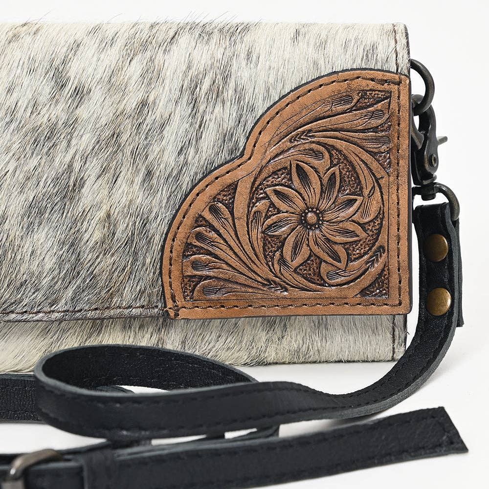 Nevada Crossbody Wallet