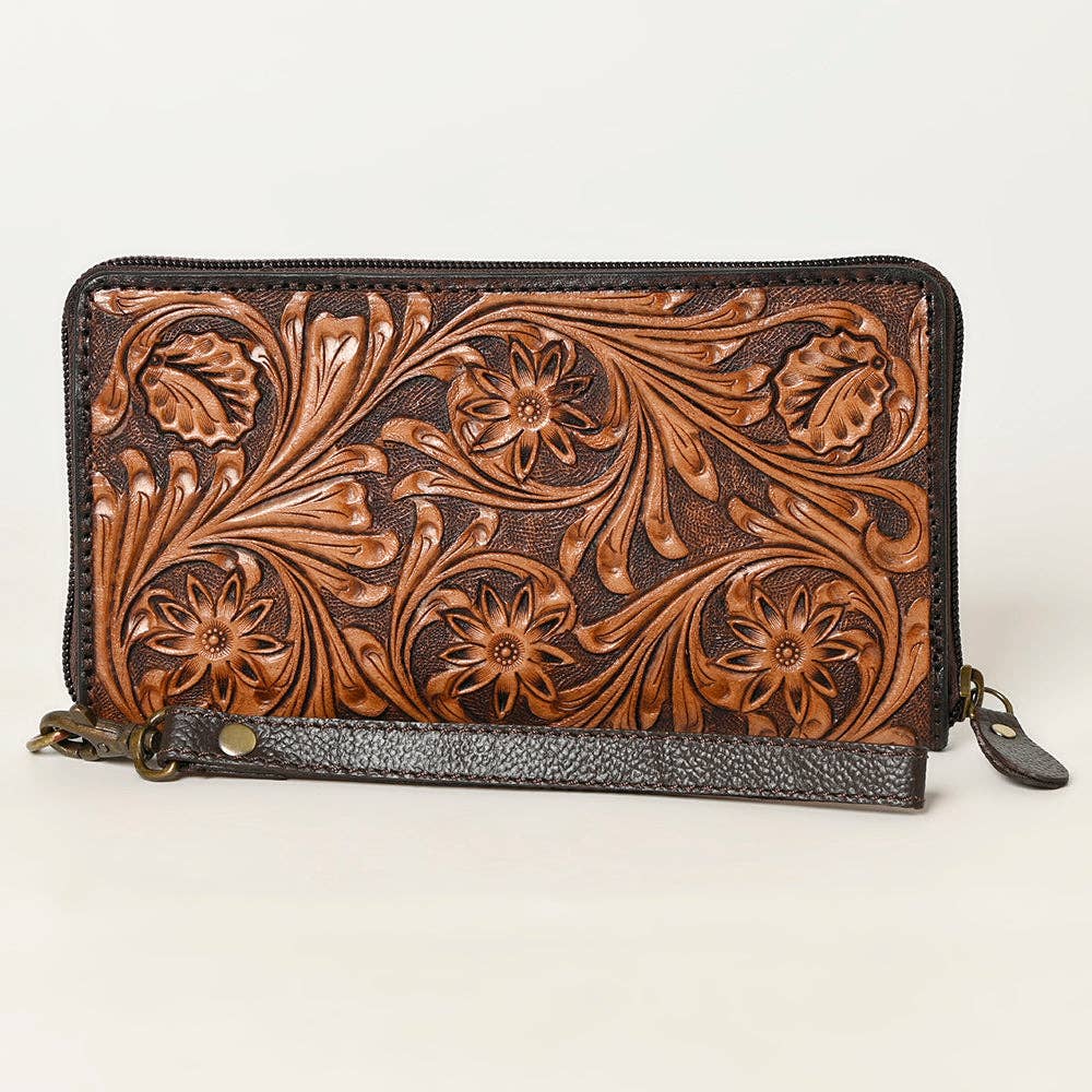 Jesse Clutch Wallet