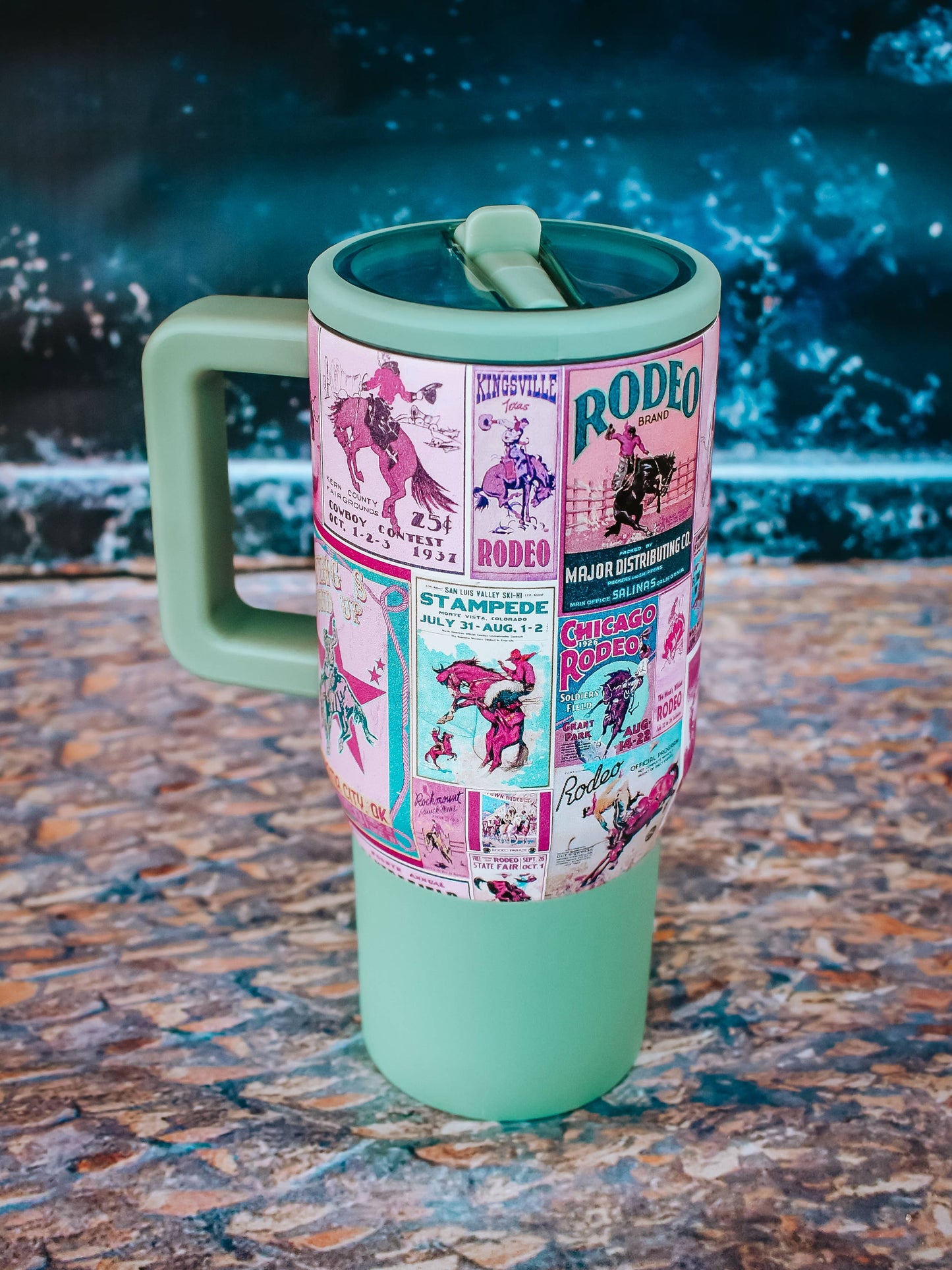 Pink Rodeo Poster Flip Top Tumbler: 32oz