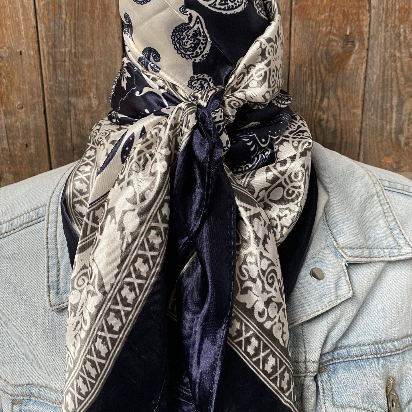 Navy Two Tone Paisley Wild Rag